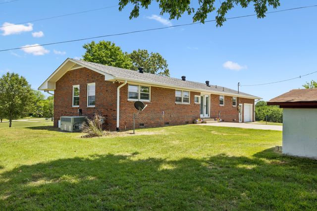 2586 Highway 48, Clarksville, TN 37040
