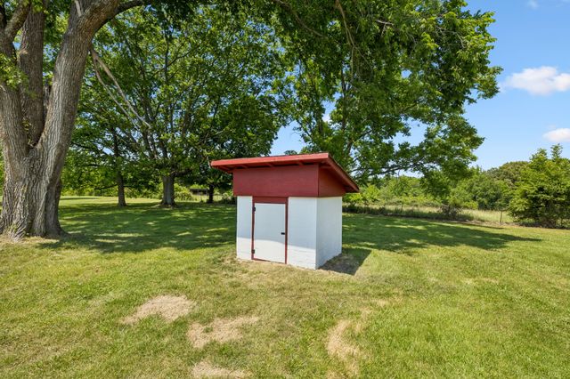 2586 Highway 48, Clarksville, TN 37040