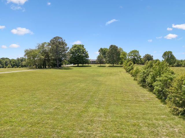 2586 Highway 48, Clarksville, TN 37040