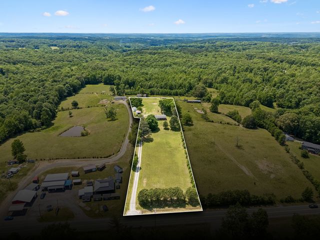 2586 Highway 48, Clarksville, TN 37040