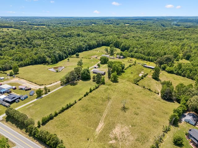 2586 Highway 48, Clarksville, TN 37040