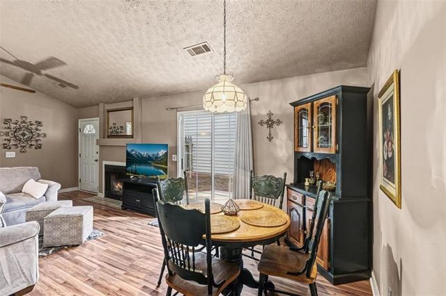 2636 Saint Charles NW Lane, Kennesaw, GA 30144