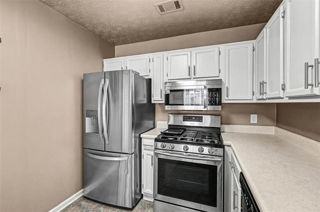 2636 Saint Charles NW Lane, Kennesaw, GA 30144