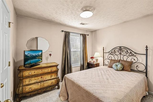 2636 Saint Charles NW Lane, Kennesaw, GA 30144