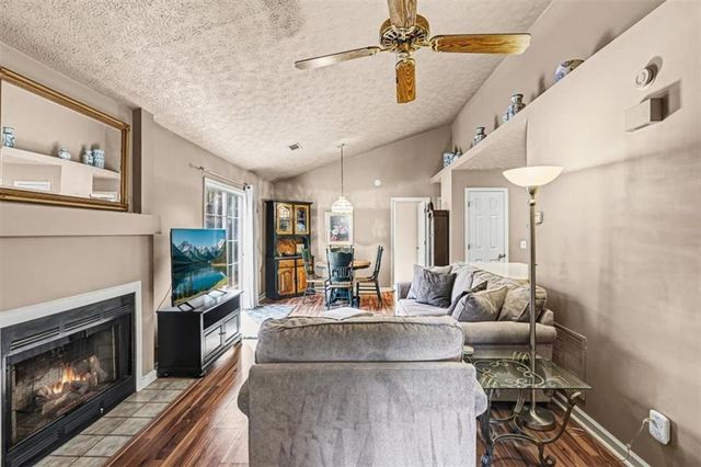 2636 Saint Charles NW Lane, Kennesaw, GA 30144