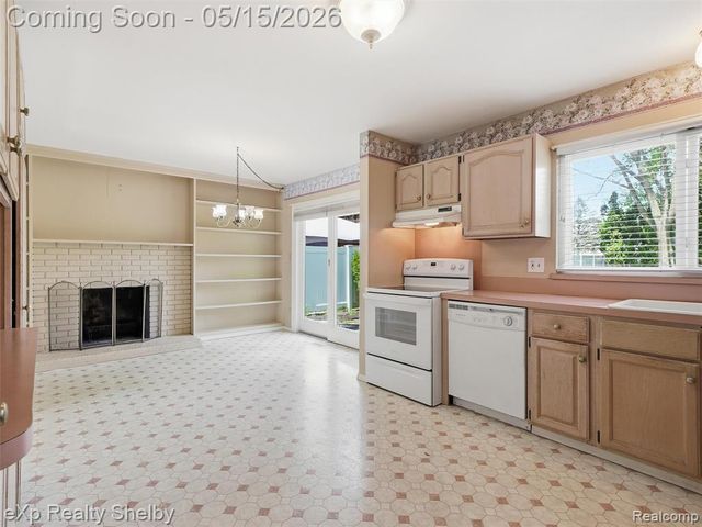40753 Irval Drive, Sterling Heights, MI 48313