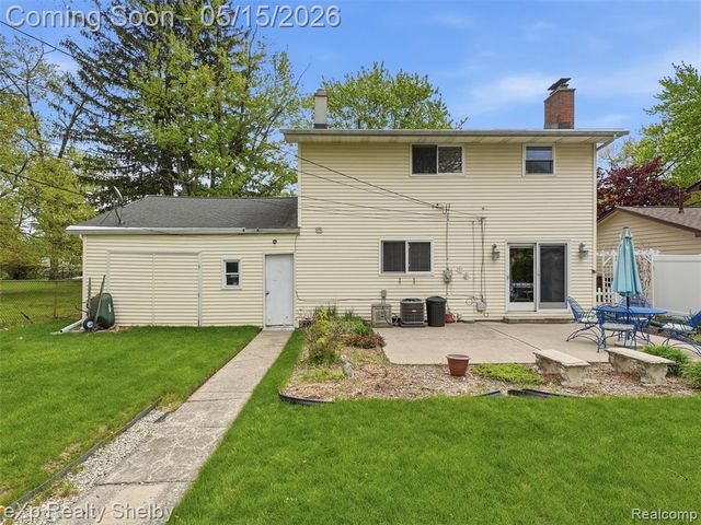40753 Irval Drive, Sterling Heights, MI 48313