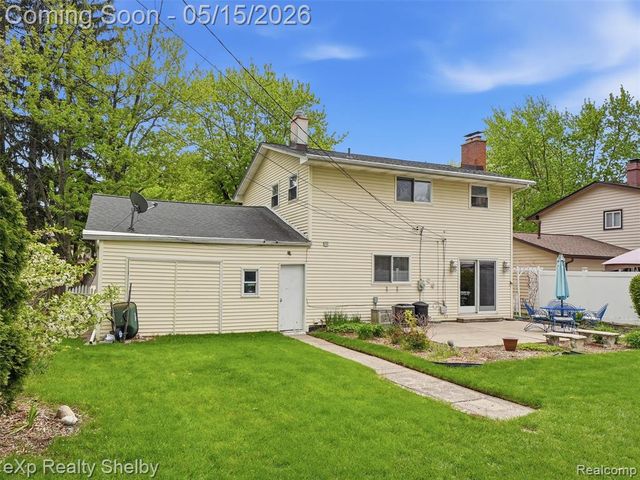 40753 Irval Drive, Sterling Heights, MI 48313