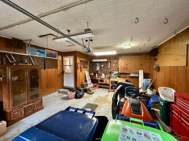 8587 Herbert Street, Saginaw, MI 48609