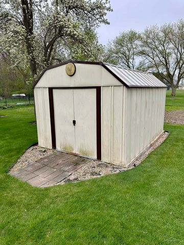 8587 Herbert Street, Saginaw, MI 48609