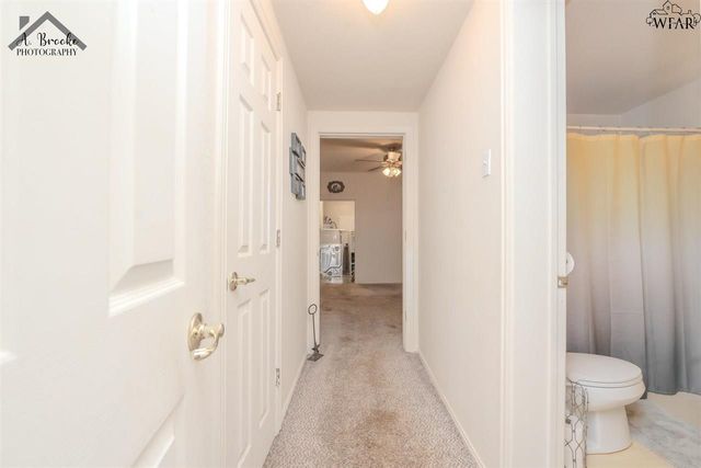 110 W PECAN, Iowa Park, TX 76367