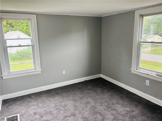 57 Park Road, Painesville Twp, OH 44077