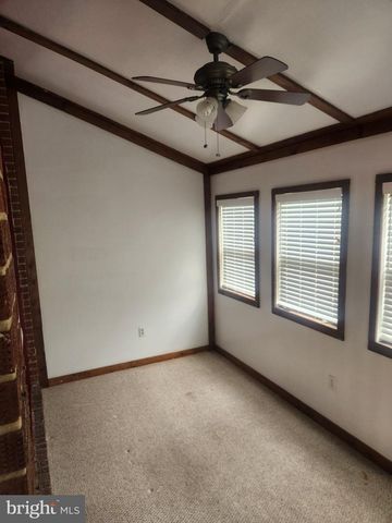 2760 YARNALL RD, Baltimore, MD 21227