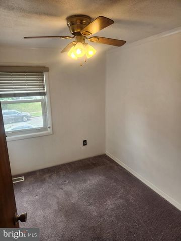 2760 YARNALL RD, Baltimore, MD 21227