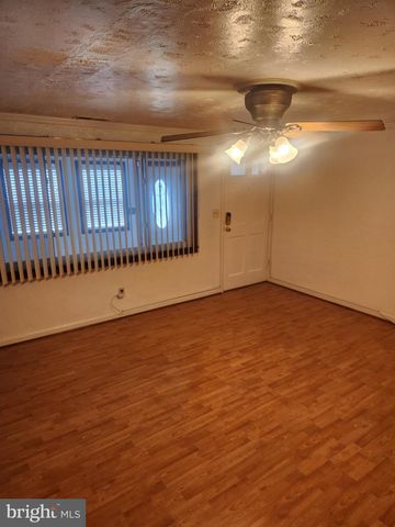 2760 YARNALL RD, Baltimore, MD 21227