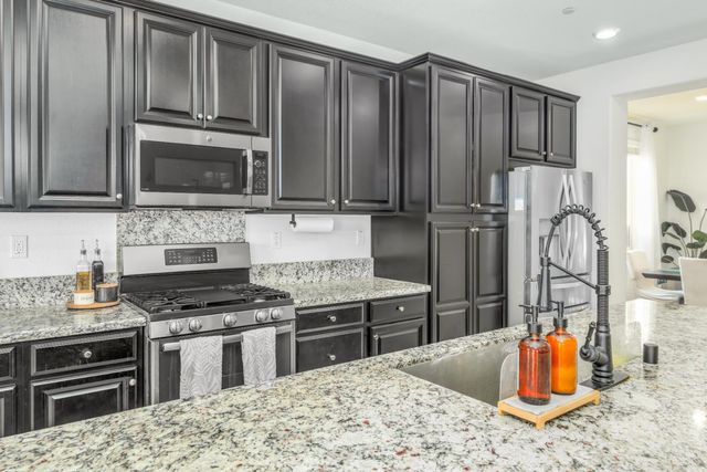 12558 Aviston Way, Rancho Cordova, CA 95742