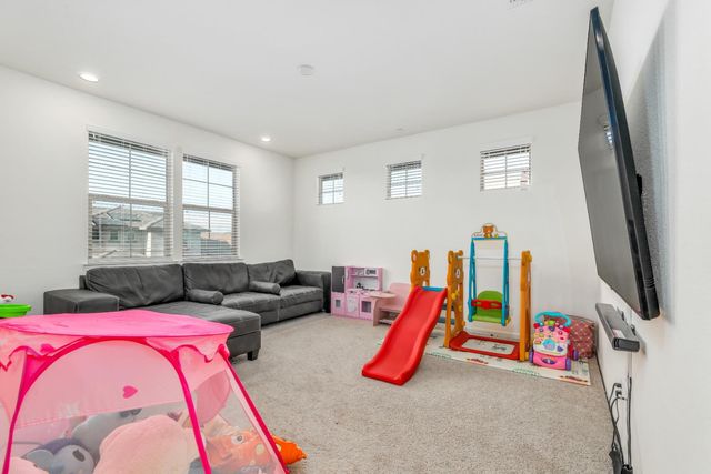 12558 Aviston Way, Rancho Cordova, CA 95742