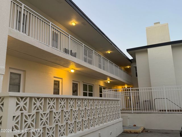154 Crescent Beach Drive 7, Cocoa Beach, FL 32931