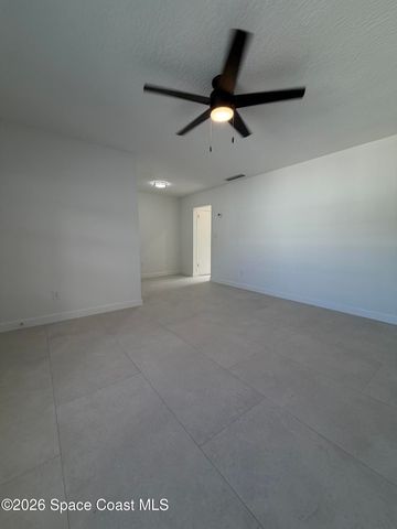 154 Crescent Beach Drive 7, Cocoa Beach, FL 32931