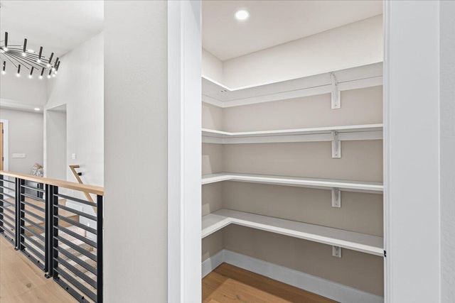 852 Oak Street, Ashland, OR 97520