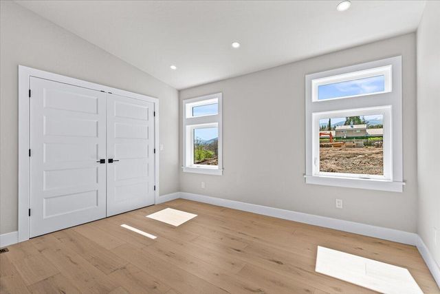 852 Oak Street, Ashland, OR 97520