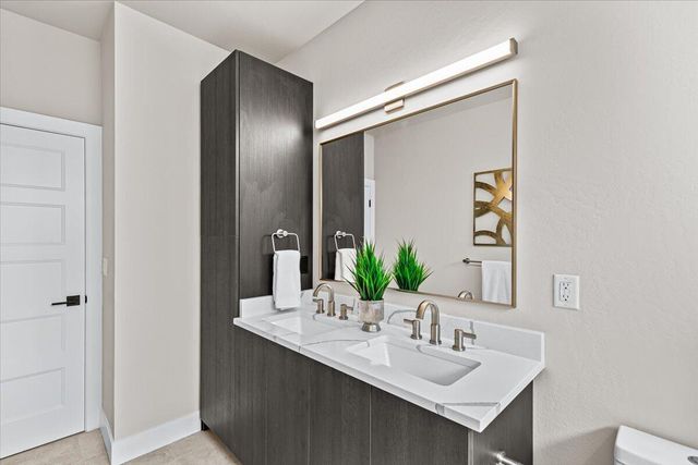 852 Oak Street, Ashland, OR 97520