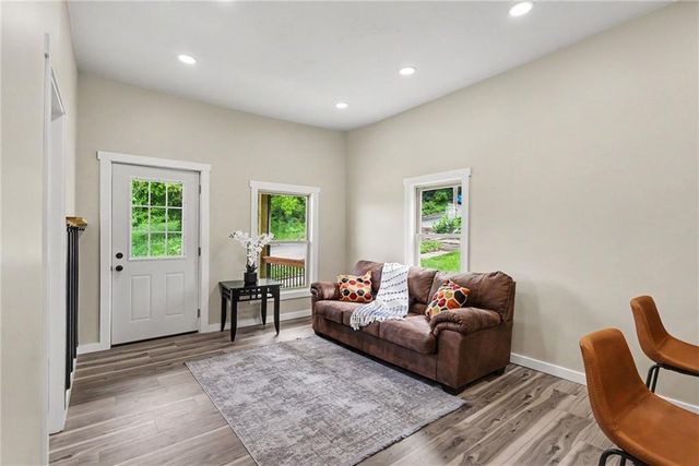 20 S Minnie Street, Kansas City, KS 66103