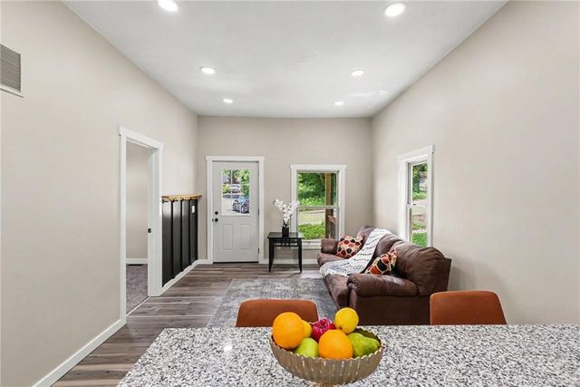 20 S Minnie Street, Kansas City, KS 66103