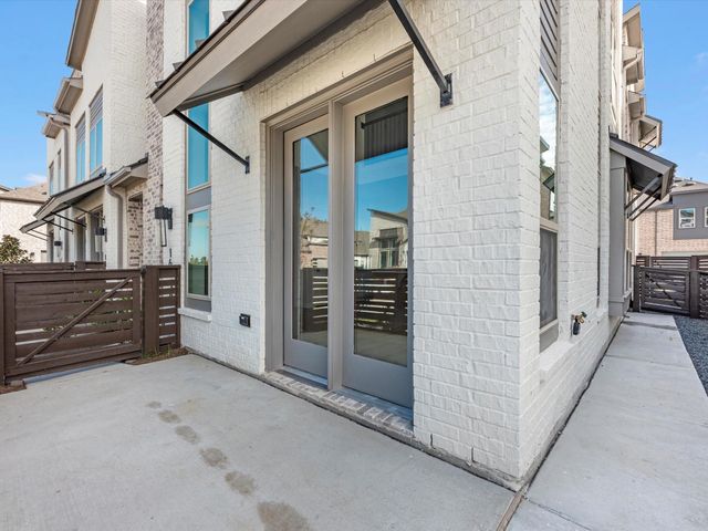 16646 Texas Hill Country Road, Cypress, TX 77433