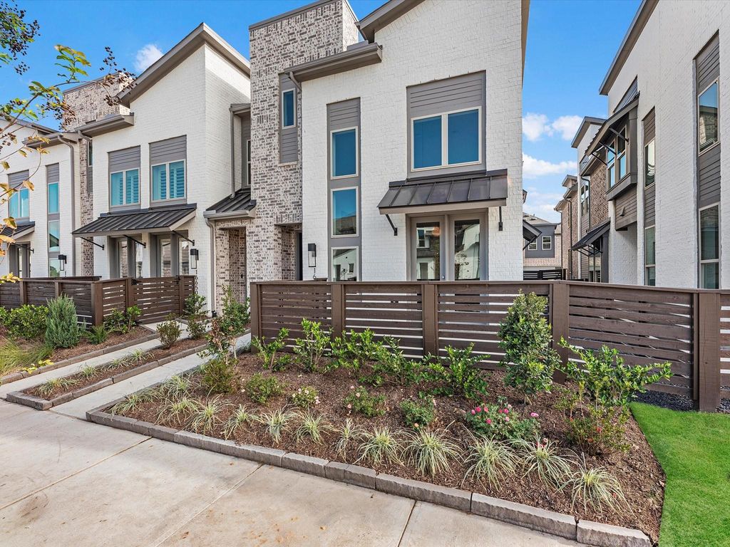 16646 Texas Hill Country Road, Cypress, TX 77433