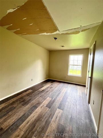 1011 W 23rd Street, Claremore, OK 74017