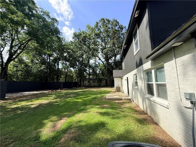 1017 Wellington Street, Mobile, AL 36617