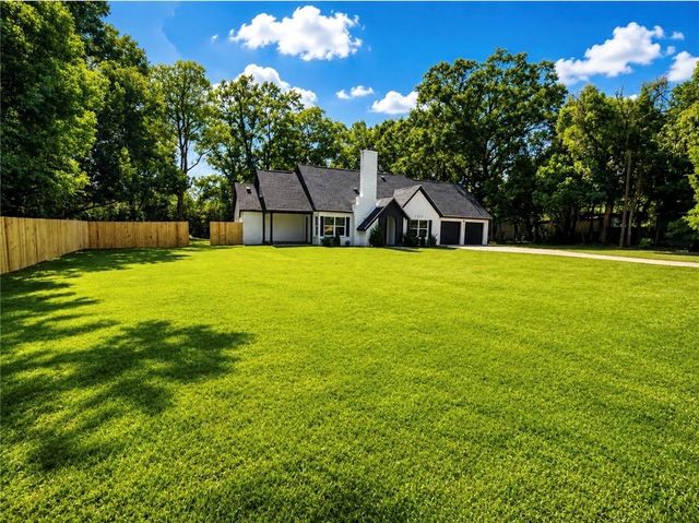 1017 Wellington Street, Mobile, AL 36617