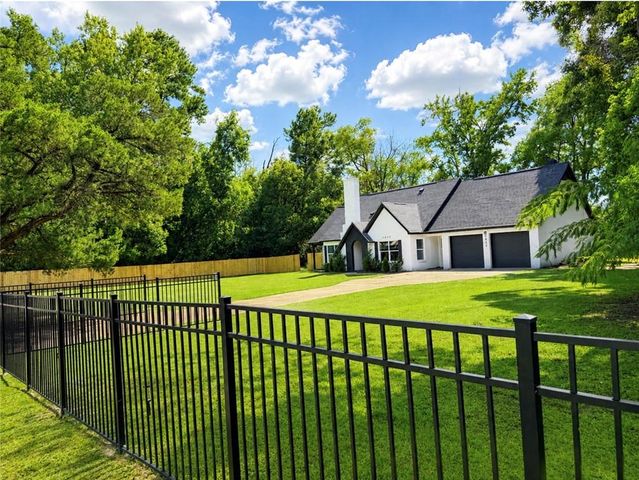 1017 Wellington Street, Mobile, AL 36617