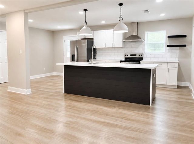 1017 Wellington Street, Mobile, AL 36617