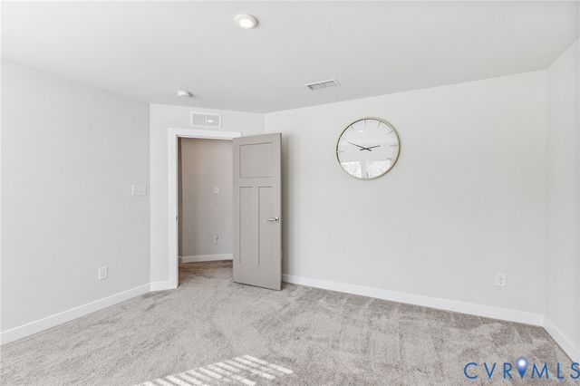 18212 Sagamore Dr, Moseley, VA 23120