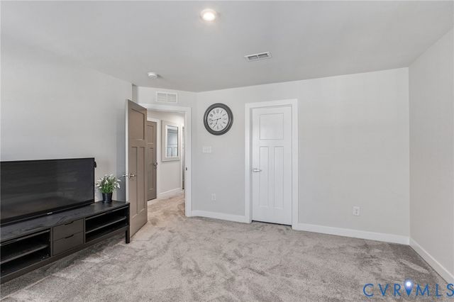 18212 Sagamore Dr, Moseley, VA 23120