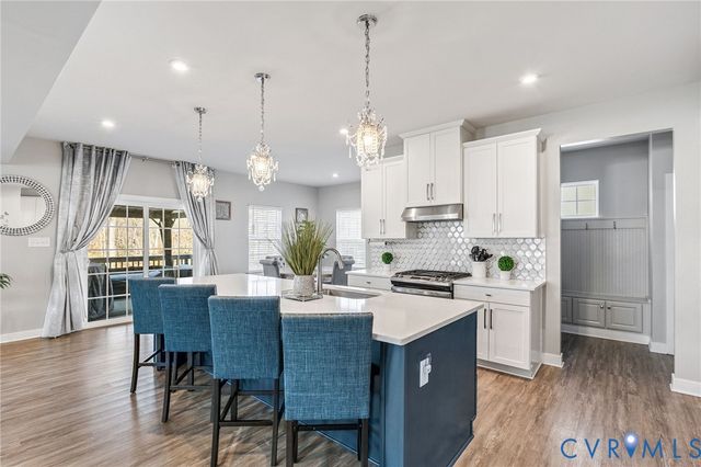 18212 Sagamore Dr, Moseley, VA 23120