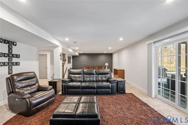 18212 Sagamore Dr, Moseley, VA 23120