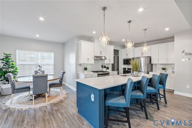 18212 Sagamore Dr, Moseley, VA 23120