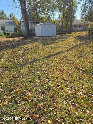 7428 WHITE ALDER Drive, Jacksonville, FL 32210