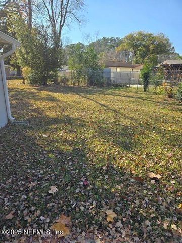 7428 WHITE ALDER Drive, Jacksonville, FL 32210