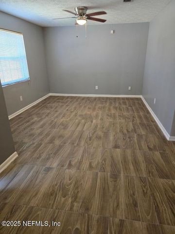 7428 WHITE ALDER Drive, Jacksonville, FL 32210