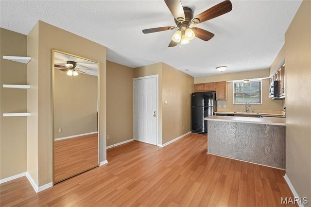 2303 Yosemite Park Ct Court C, Maryland Heights, MO 63043