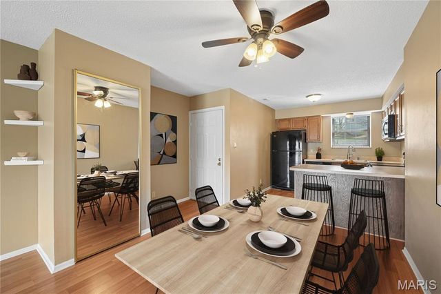 2303 Yosemite Park Ct Court C, Maryland Heights, MO 63043