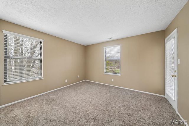 2303 Yosemite Park Ct Court C, Maryland Heights, MO 63043