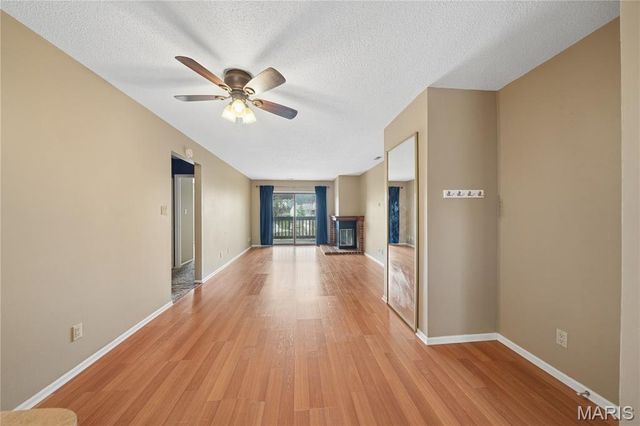 2303 Yosemite Park Ct Court C, Maryland Heights, MO 63043