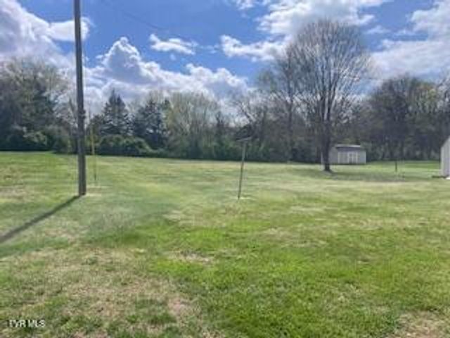 831 West Old Hwy 11 W, Mooresburg, TN 37811