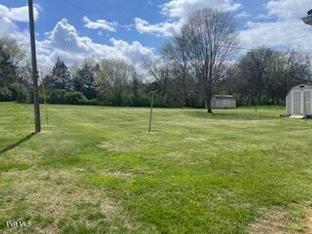 831 West Old Hwy 11 W, Mooresburg, TN 37811