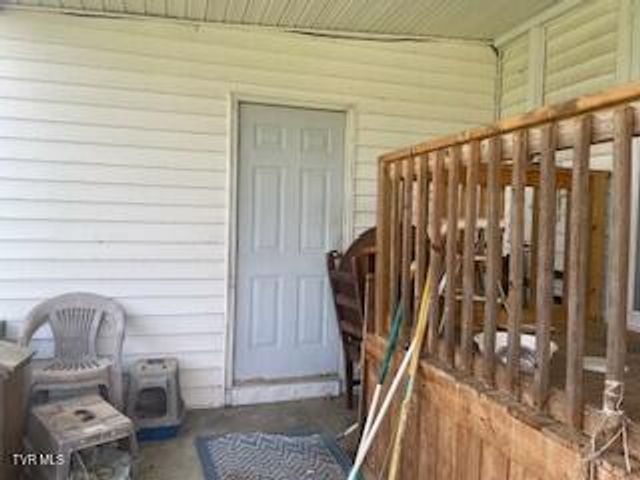 831 West Old Hwy 11 W, Mooresburg, TN 37811
